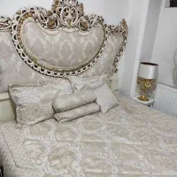 تخت خواب و تاج تخت