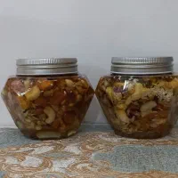 معجون عسل و مغزیجات