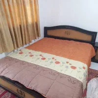 تخت دو نفره همراه تشک سالم