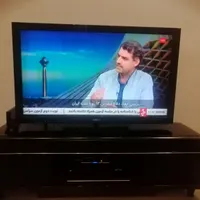 تلوزیون 46 سونی همراه با میز