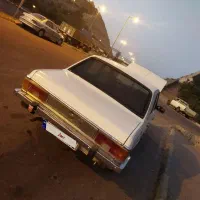 باسلام یک دستگاه خودروی سواری پیکان به فروش می رود