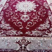 فرش ۱۲متری زرشکی