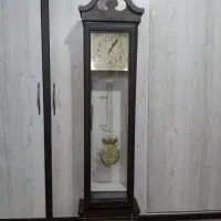 ساعت ایستاده پاندولی و میز تلویزیون ایتالیایی