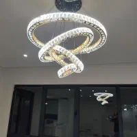 فروش انواع لوسترمدرن ونئوکلاسیک به قیمت تولید|لوستر و چراغ آویز|کرج, کمال‌شهر|دیوار