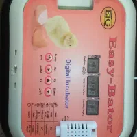 دستگاه جوجه کشی ایزی باتورشیش ۱۲ تایی