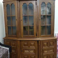 ویترین چوب گردو