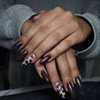 خدمات کاشت ناخن با مناسب ترین قیمت