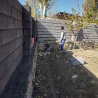 بنایی . دیوار کشی دور باغ . فنس باغ