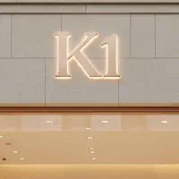 فروشنده خانوم