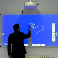 ویدئو پروژکتور هوشمند|تلویزیون و پروژکتور|تهران, ونک|دیوار