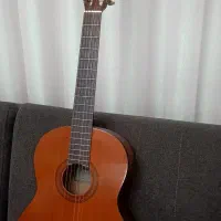 گیتار یاماها|گیتار، بیس، امپلیفایر|میانه, |دیوار