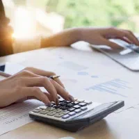 انجام کلیه خدمات حسابداری ، مالی و مالیاتی