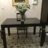 میز ناهار خوری شبشه ای