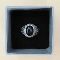 انگشتر نقره قدیمی ، عقیق جزع یمنی سرخ (سیاه)