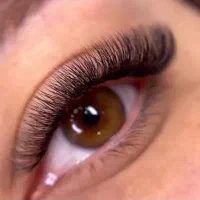 اکستنشن مژه ( کلاسیک،اسپایکی، والیوم)|خدمات آرایشگری و زیبایی|خمینی‌شهر, |دیوار