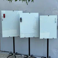 تخته وایت برد شیشه ای 60*80 با پایه متحرک چرخدار