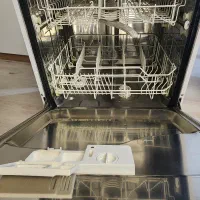 ماشین ظرفشویی در حد نو