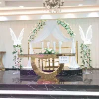 گلارایی جایگاه عروس داماد بادکنک ارایی (دیزاین)