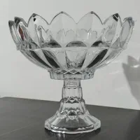 میوه خوری پایه دار