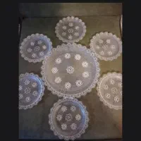 تعدادی ظروف پذیرایی