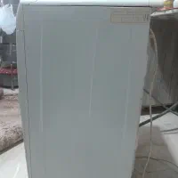 ماشین لباسشویی اکسپریال سفید ۹kg|ماشین لباسشویی و خشککن لباس|رشت, باهنر|دیوار