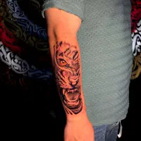 اجرا تتو(اموزش تاتو)|خدمات آرایشگری و زیبایی|کرج, جهان‌شهر|دیوار