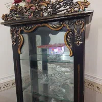 ویترین چوبی در حد نو