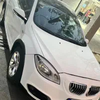 برلیانس ۳۲۰ کراس
