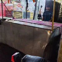 دکه باقلوا دو متر در دو متر