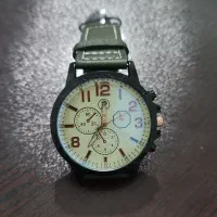 ساعت مچی  شیشه ضخیم  رفلکس دار