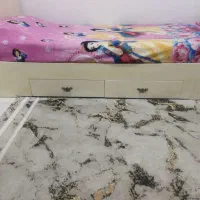 تخت یک نفره ق حق خطی