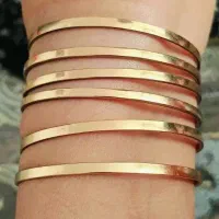 النگو آیینه ای ۳ درصد بالای تابلو