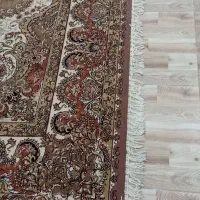 دو عدد فرش۱۲ متری قهوه‌ای شکلاتی و۹مترفقط تماس