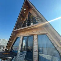 کلبه سویئسی رو به دریا با جکوزی دو نفره|اجارهٔ کوتاهمدت آپارتمان و سوئیت|بندر انزلی, اطبا|دیوار