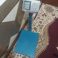 ترازو ۳۰۰ کیلویی درجه یک درحده نو مارک محگ