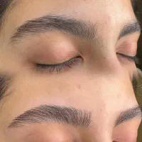 اصلاح تخصصی ابرو و صورت