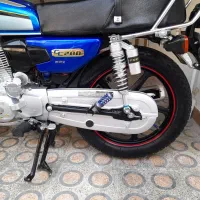 موتور هندا ۲۰۰ نیروموتور|موتورسیکلت|رشت, نظری|دیوار