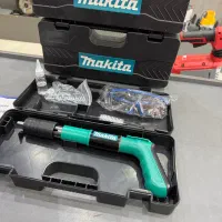 میخکوب چاشنی خور ماکیتا. میخکوب دستی