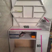 میز ناخن و استند لاک