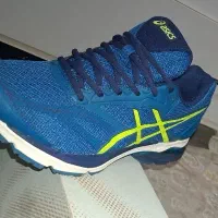 کتونی asics سایز ۴۴