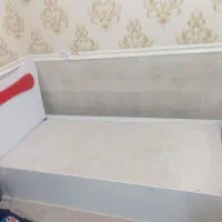 تخت خواب تک‌نفره کشو دار .گلیم فرش 6متری