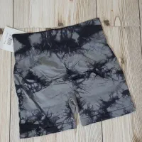 نیمتنه وشلوارک|لباس|شیروان (خراسان), |دیوار