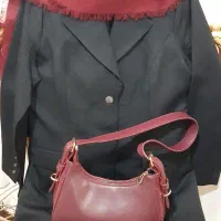 کیف و شال زرشکی و مانتو کتی کتان لمه