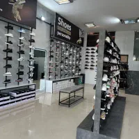 به ی فروشنده اقا و خانوم نیازمندیم