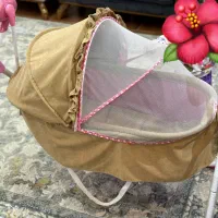 تخت برقی موزیکال نوزاد