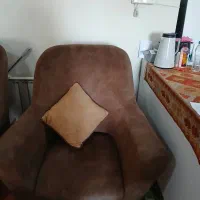 مبل راحتی ۷ نفره بسیار تمیز و سالم