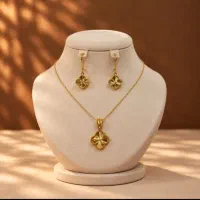 گوشواره و گردنبند