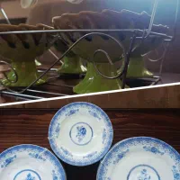 ظروف چینی سنتی و بستنی خوری