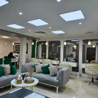 اجاره صندلی در تمام لاین های زیبایی