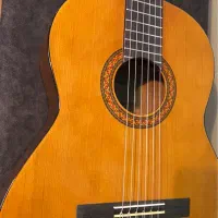 گیتار یاماها c40